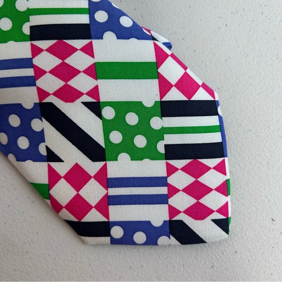 Vineyard Vines Kentucky Derby Silk Necktie - Picture 12 of 15